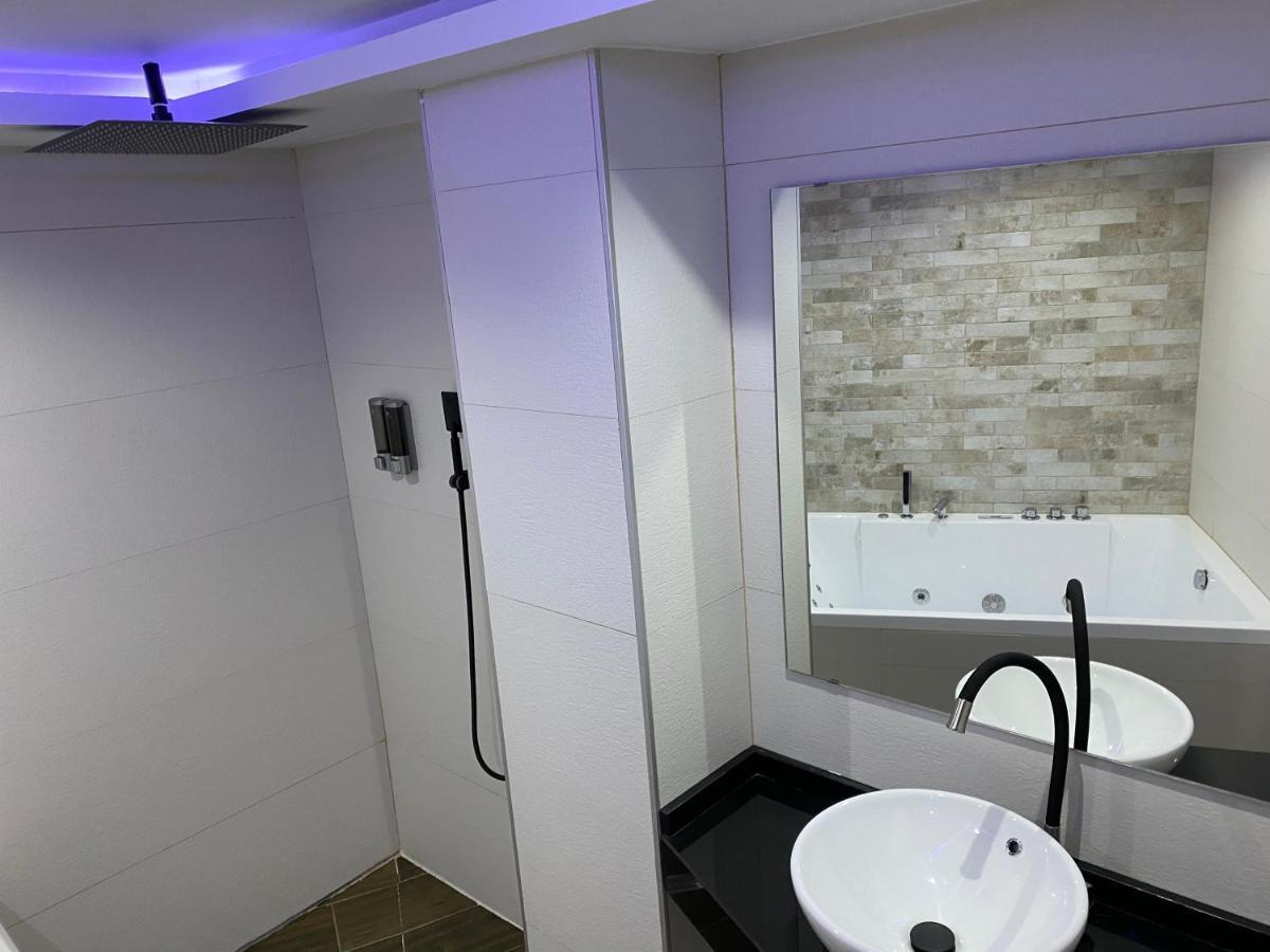 לינארס Apartamentos Las 7 Esencias מראה חיצוני תמונה