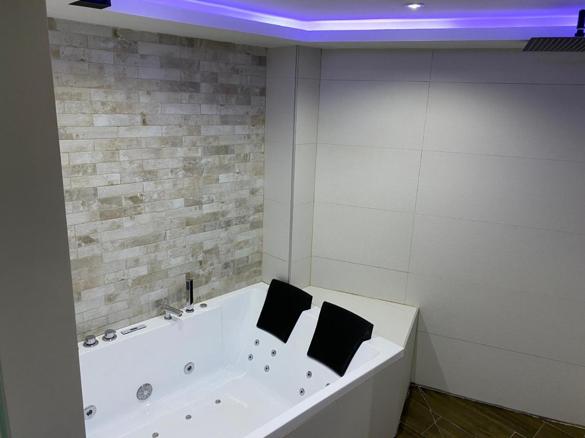 לינארס Apartamentos Las 7 Esencias מראה חיצוני תמונה