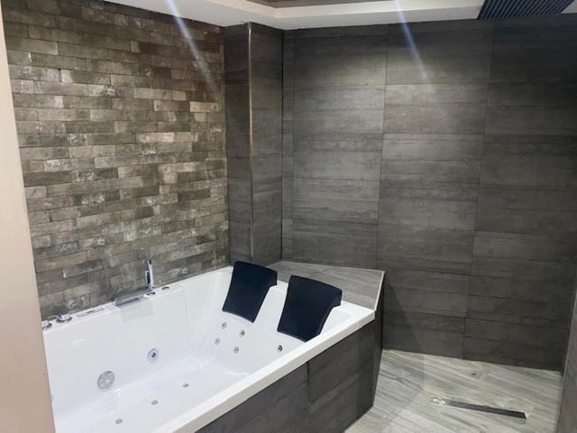 לינארס Apartamentos Las 7 Esencias מראה חיצוני תמונה
